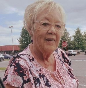 Meet your Posher, Victoria